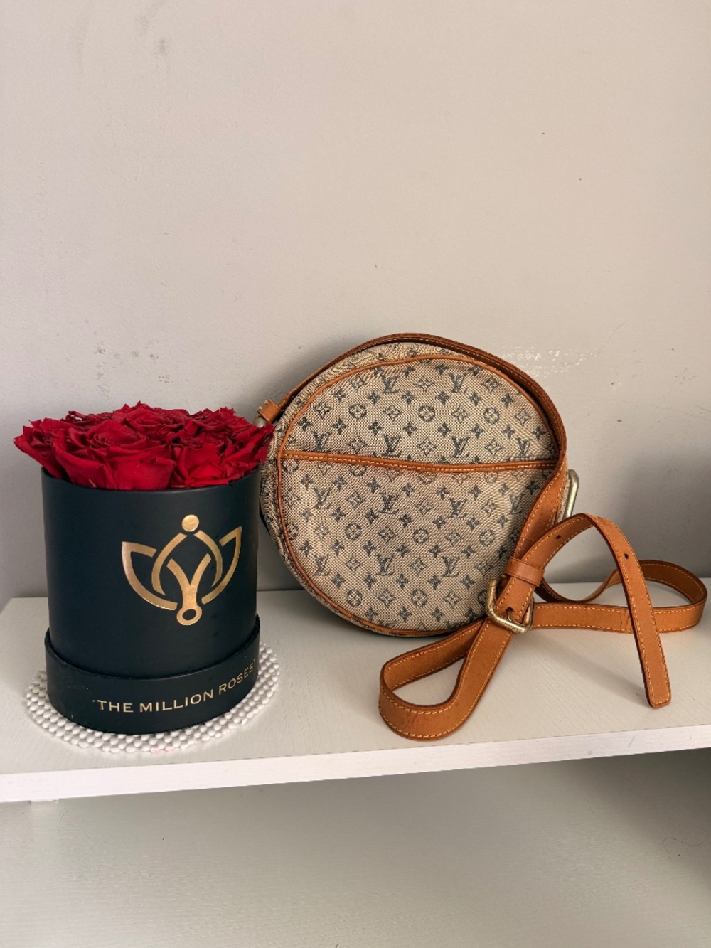Vintage Louis Vuitton Mini Lin Jeanne Circular crossbody bag